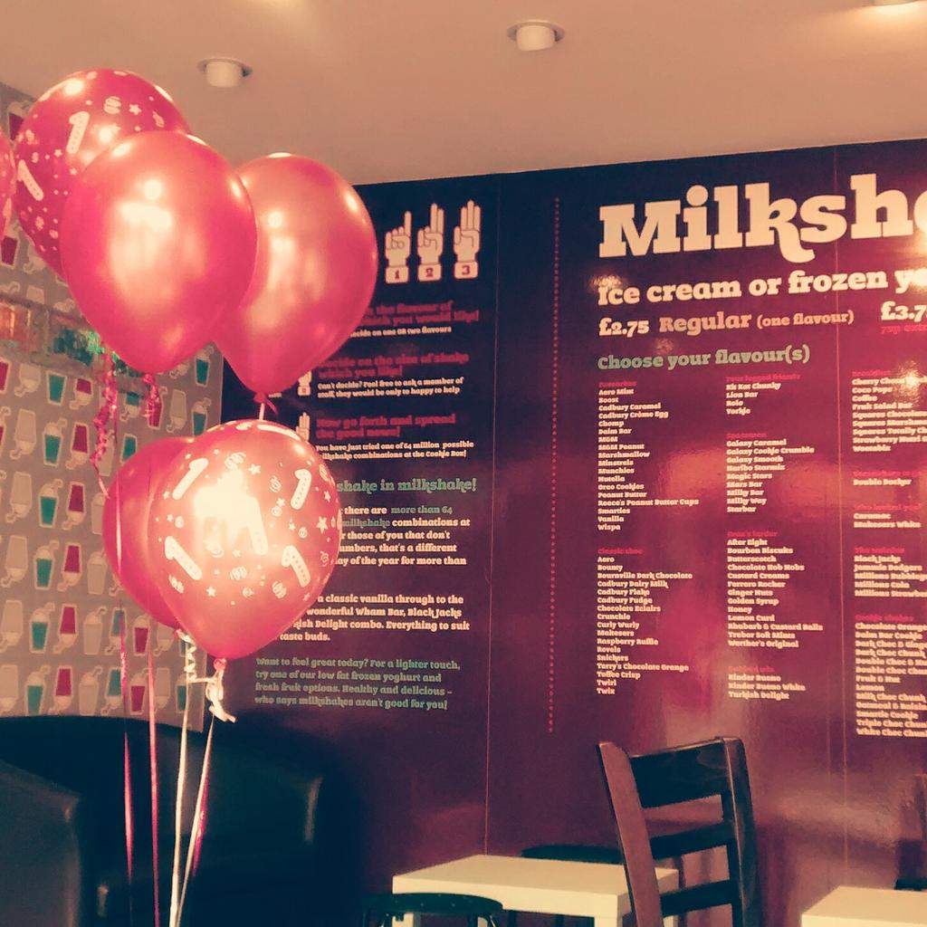 Lisburncookie's tweet photo. One hour to opening!! Birthday fun all day!! Freebies, face painting and more with @fhlisburn @Love_Lisburn http://t.co/iqEYhwI4Gt