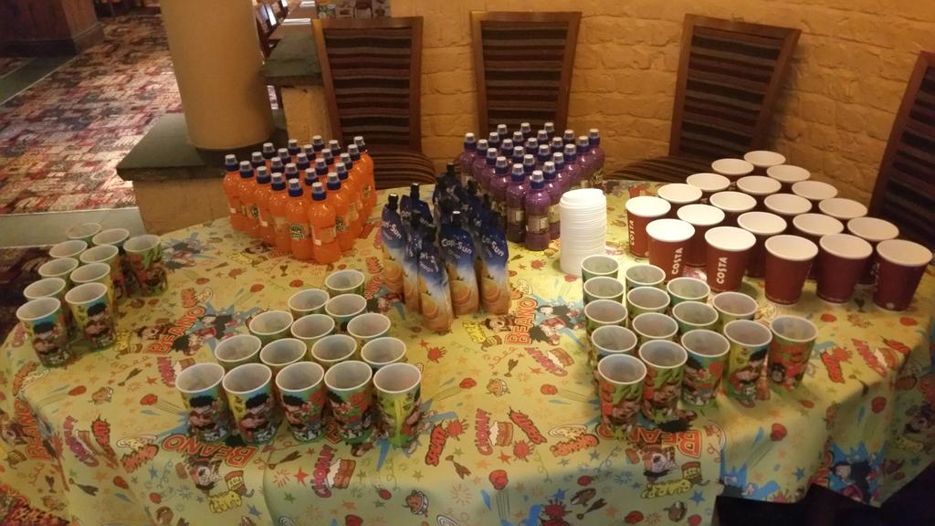 guild_play's tweet photo. Play VIP event at Coach House - I think we have a GM with OCD ! Looks fab 😆 http://t.co/IHbRTdVk5U