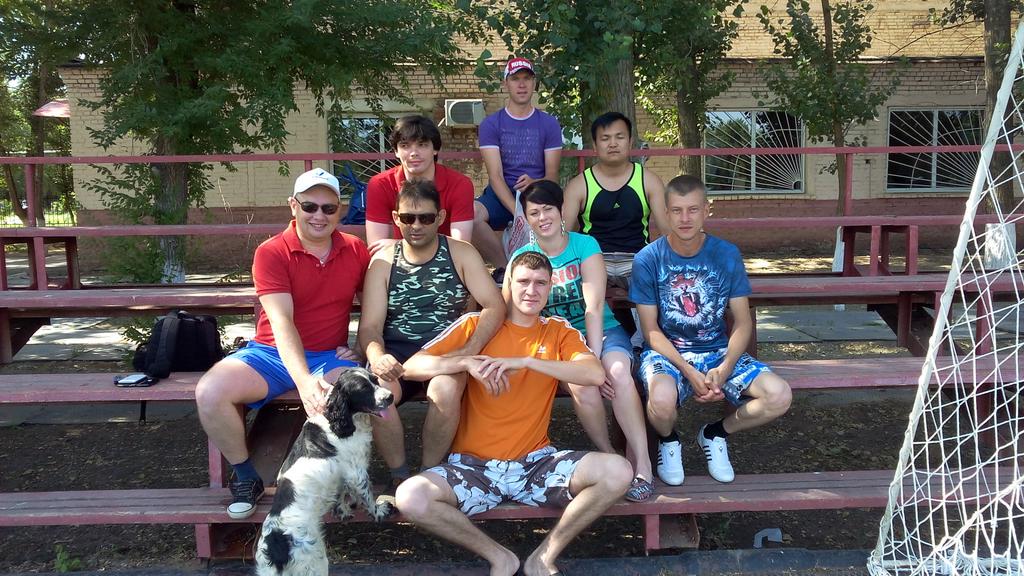 EVGENEII's tweet image. Команда администрации Лиманского района играет в лапту!