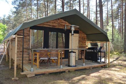 WeekendGlamping's tweet image. Gîtes Insolites de Sologne, Cher : Une Bulle et Deux Lodges au milieu de la nature : bit.ly/GitesInsolites…. Kiffez !