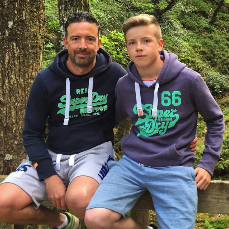 robertdutton's tweet image. Out in glendalough with @ciandutton