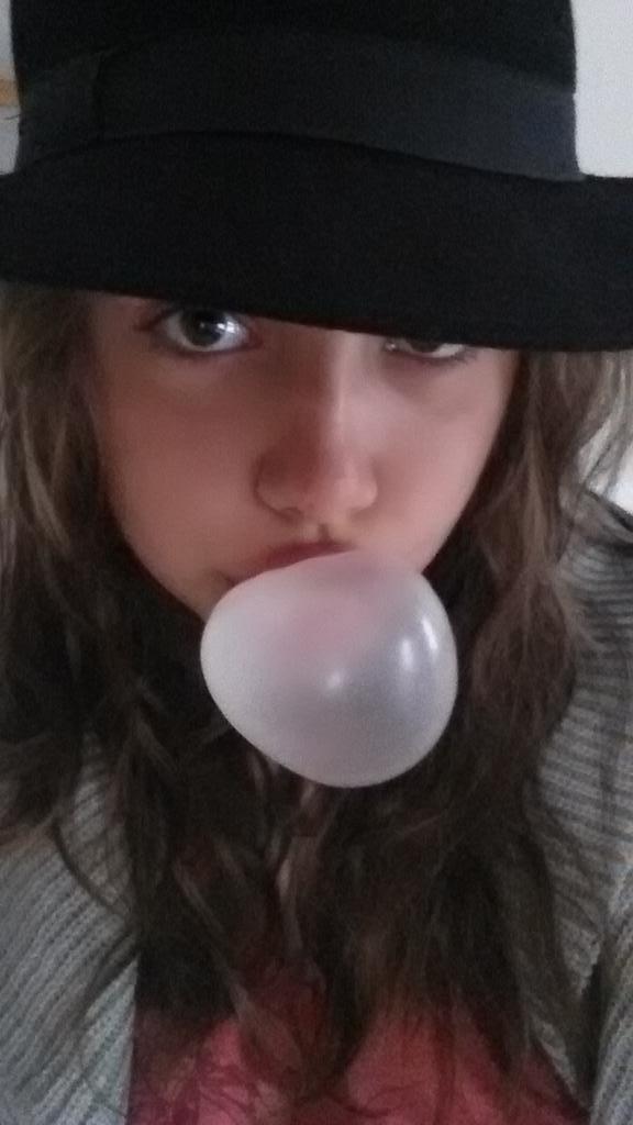 HelenLaun tweet picture