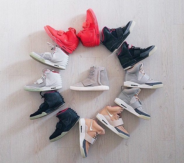 ComplexSneakers's tweet photo. Boost 350s are your first pair of Yeezys? That's cute. http://t.co/0w9jxU995b