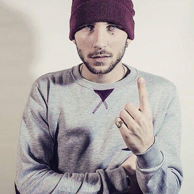 gp_violet tweet picture