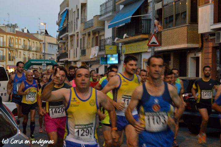 Aquí tenemos imágenes de la III Carrera de la Noche de San Juan.