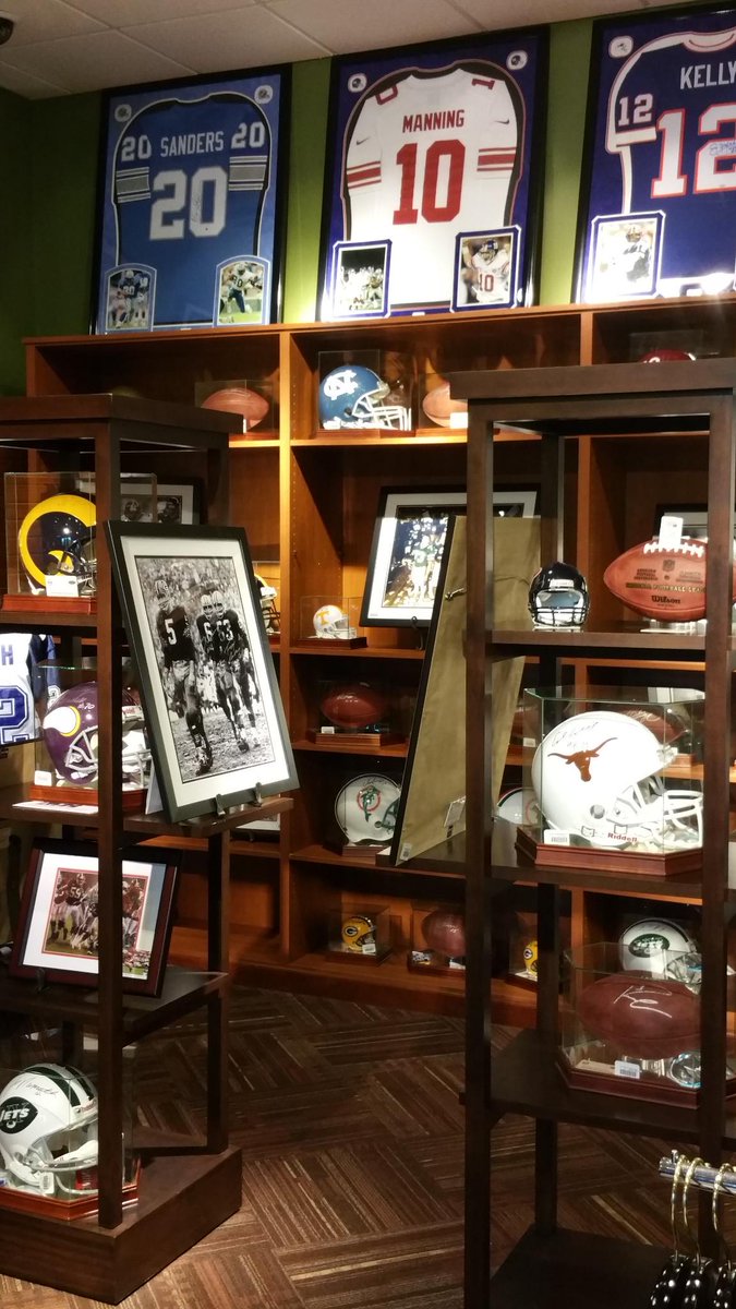 Harrah S Cherokee On Twitter Visit Top Drawer For Men For All Of