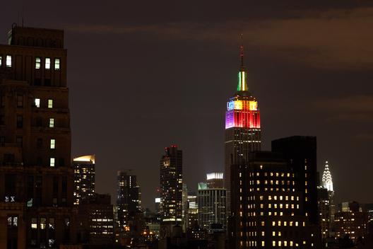 julial_08's tweet image. The Empire State Building 😍🌈☺✌🙌🌈 #LoveWins  💖😃