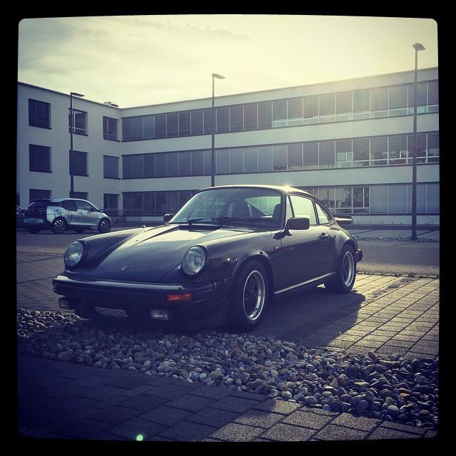 now & then. #porsche #911 #porsche911 #classicporsche #instaporsche #bmw #i3 #bmwi3 #bmwi01 #car #cars #oldtimer #y…