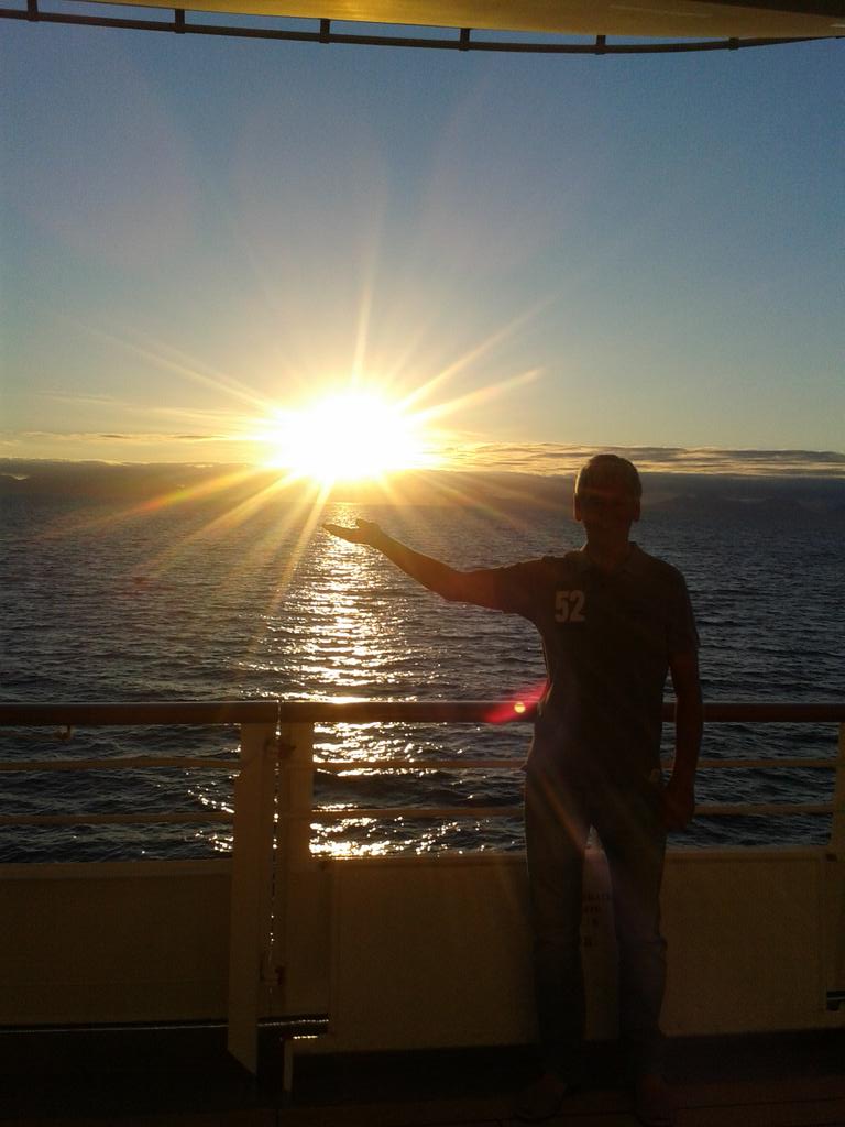 JuncaPep's tweet photo. Nord Capp http://t.co/q0MKIb9TvD