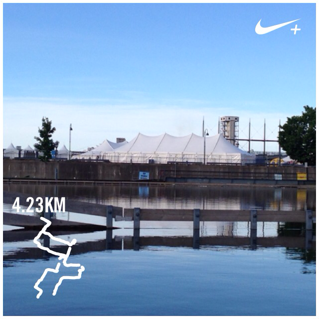 saube's tweet photo. Courrir #Montreal BySaube again #ontherun15 I just ran 4.23 km with Nike+. #nikeplus http://t.co/XXZexEYbwz