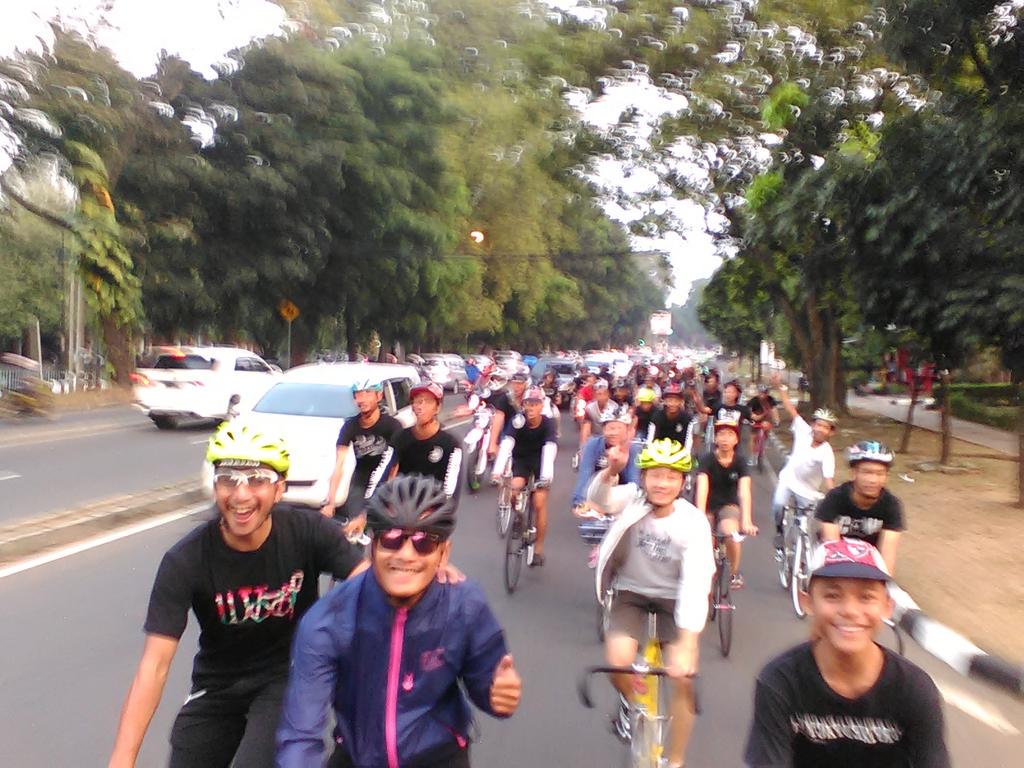 Ngabuburide Break Fasting Faction 

#CyclingOnWeekend #keeppedalling