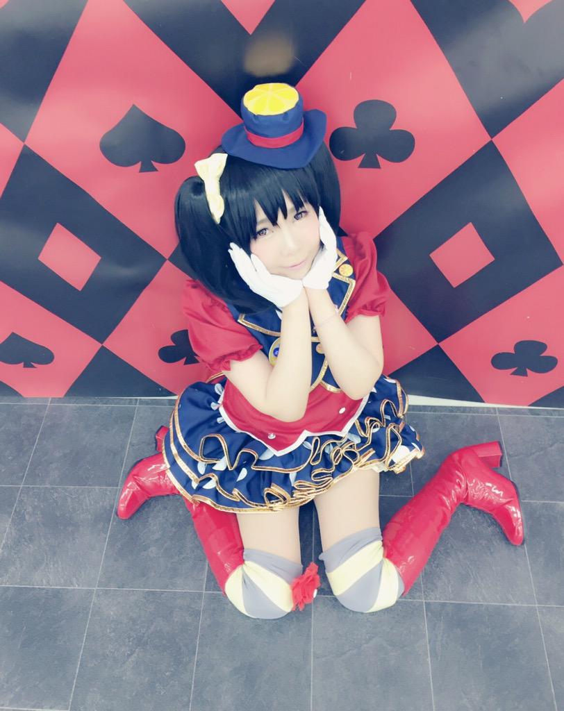 真部小夜 マナマナ 初アコスタいてきたー ラブライブのスクフェスのフルーツパーラー覚醒のにこにーやったよ にっこにっこにー どうよ ラブライブ 矢澤にこ にこにー スクフェス コスプレ ラブライバーさんと繋がりたい アコスタ Http T
