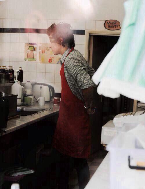 history_harry's tweet photo. RT FOR BAKER HARRY!!!!

#carrotnight http://t.co/wPA6jafO6T