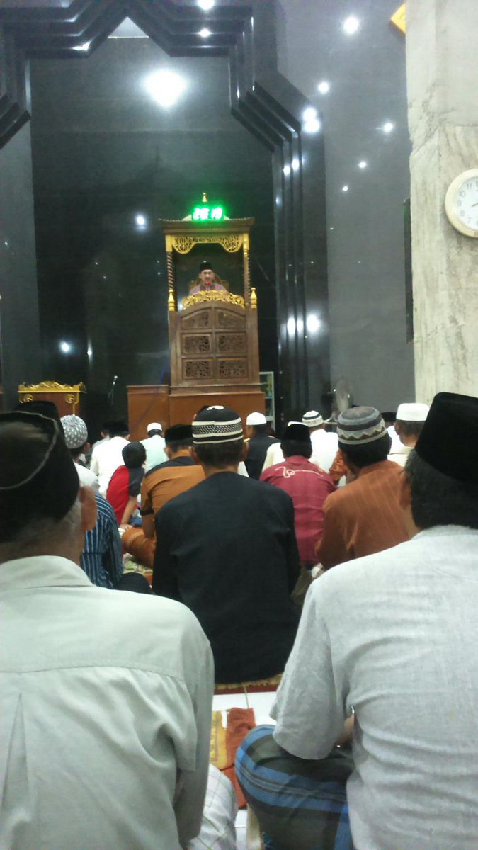 RezaHamdany09's tweet photo. Hallo pak wagub.. http://t.co/UZiXBBReq6
