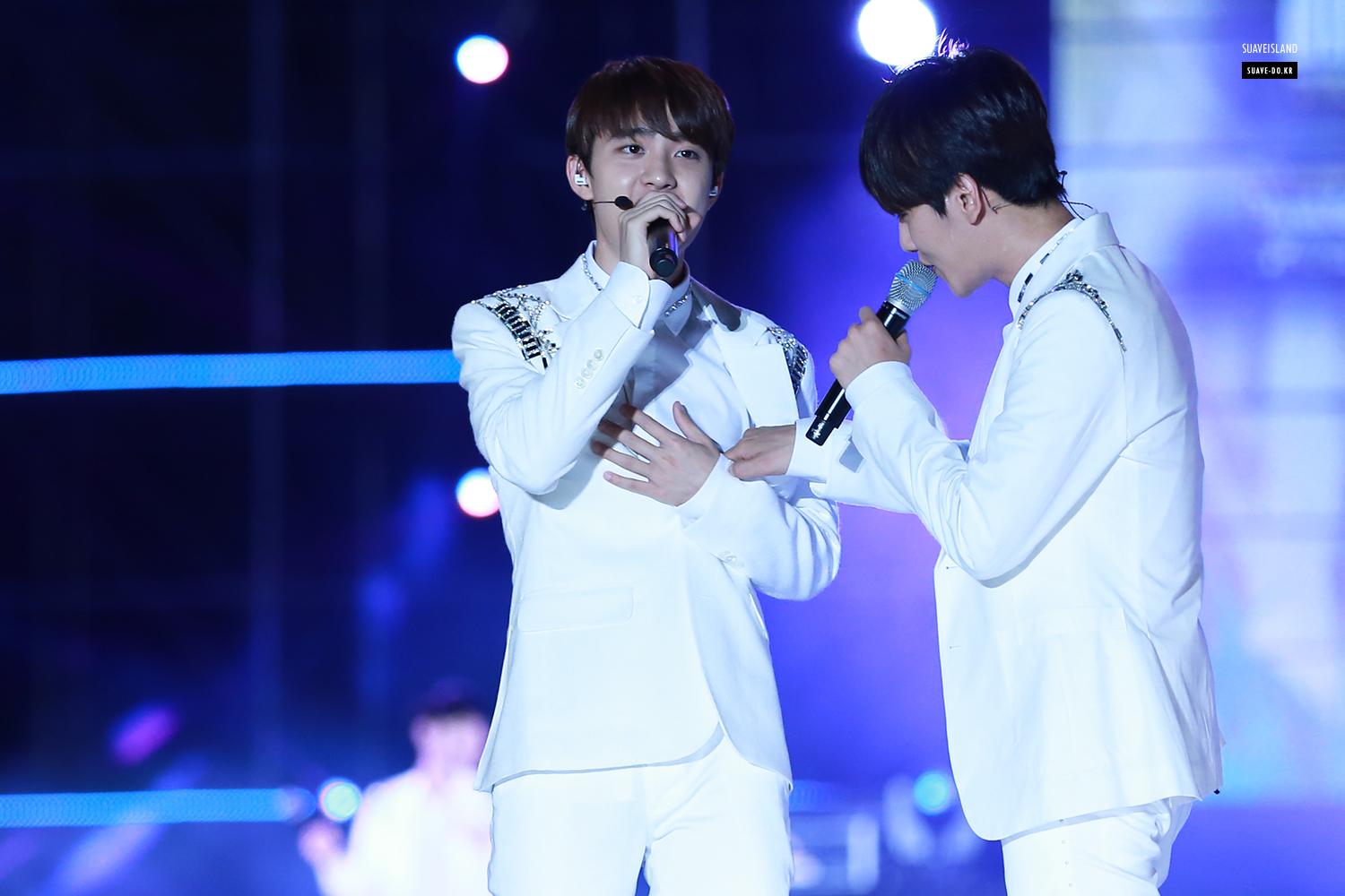 CIgq8nUUYAEniIc.jpg:large