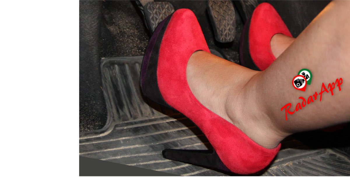 RadarAppPro's tweet image. No conduzcas así:
- Con tacones: 200€
- Maquillarse: 200€ y 2 puntos
- Asomar la mano por la ventanilla: 80€