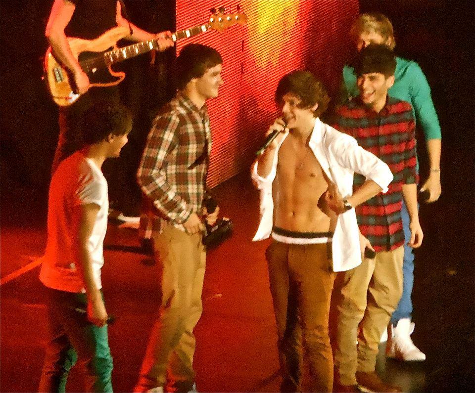 xthankyouharryx's tweet photo. If you remember this you've been in this fandom for quite a long time.

#carrotnight http://t.co/mfY92zUqyW