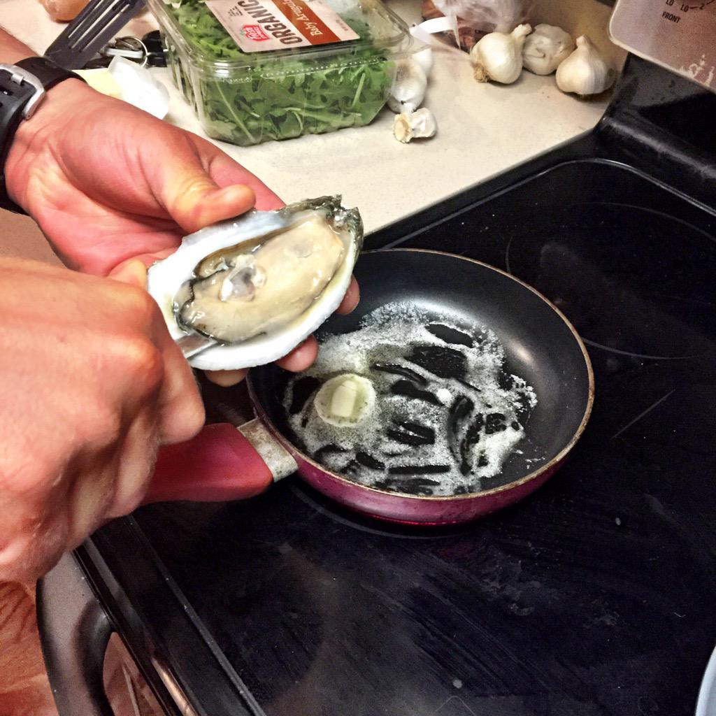 White Stone Oysters tweet media