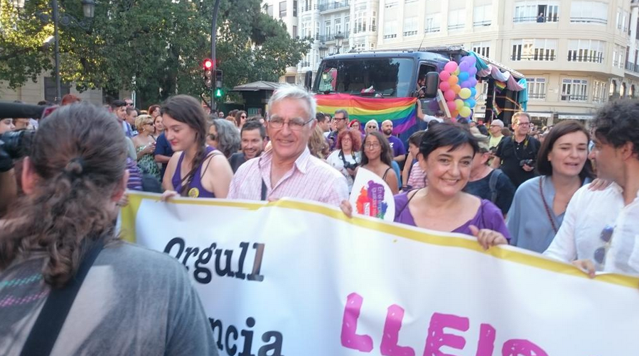 Compromís tweet media