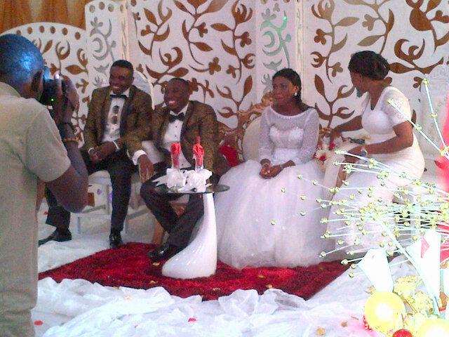 getinfong's tweet photo. Wonderful platform for the this wonderful Couple http://t.co/0BCqLdEzVW