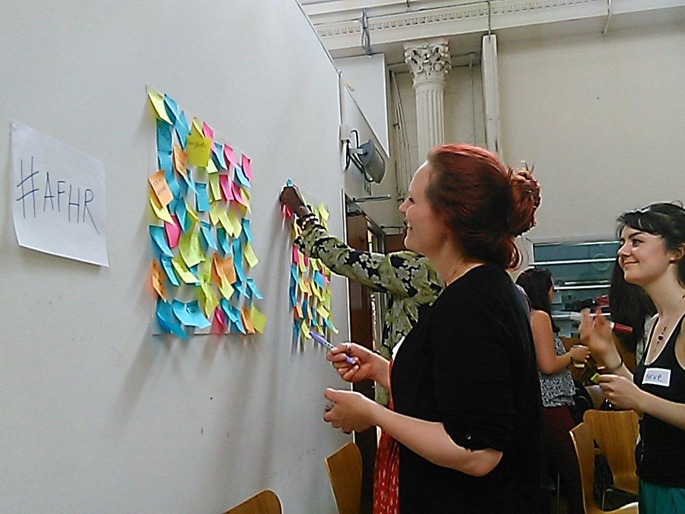 OhStevenCarne's tweet photo. Post it notes. Workshop fun. #AFHR @iceandfire_E1 human rights issues for who? http://t.co/bltzHFVUwK