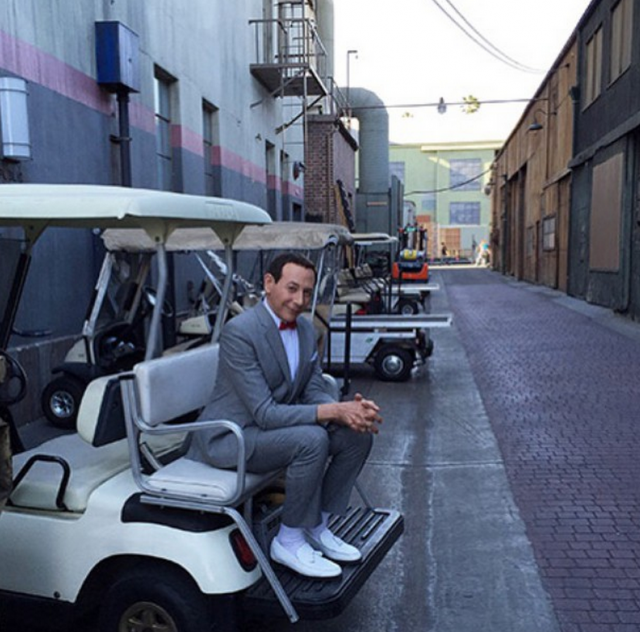 Me on the set of my new movie, 'Pee-wee's Big Holiday'!! peewee.com/pee-wees-big-h…
instagram.com/peeweeherman/
#PWBH