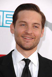 Happy Birthday to Tobey Maguire (40) 