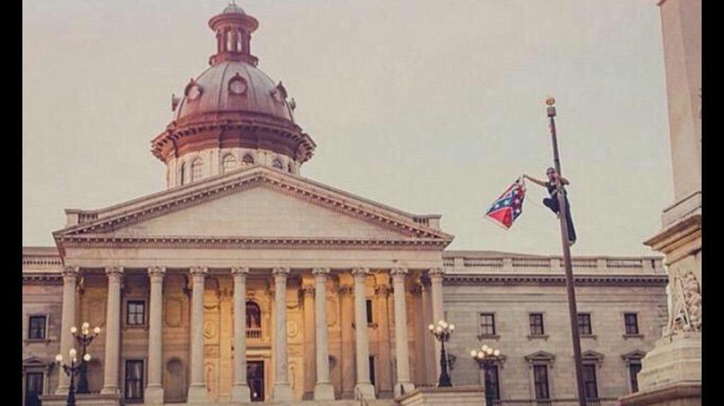 WhoIsRemy's tweet photo. I don't usually support #radical #activists, but this needed to be done #freebree http://t.co/iSEqcDu7Zb