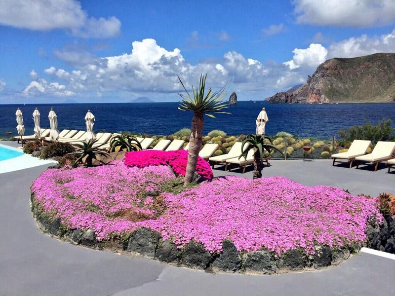 .da: @TherasiaResort: Buona settimana dalle #isoleolie #Sicilia #InfoSicily #Sicily
