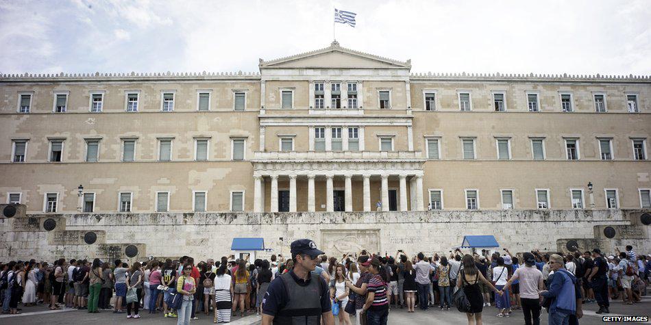 BBCBreaking's tweet image. Eurozone ministers refuse to extend Greece's bailout programme beyond Tuesday's deadline bbc.in/1IjYEYn