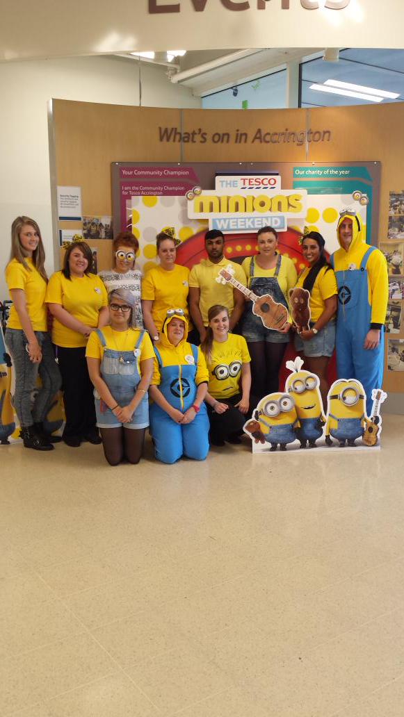 jcooke2244's tweet photo. Minions fun in Tesco Accrington #MinionsWeekend http://t.co/FgBr5LGi9d