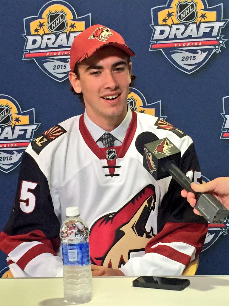 ArizonaCoyotes's tweet photo. #Coyotes draft pick Kyle Capobianco has family in AZ. His Uncle Randy Exelby owns @BTMhockey. #TheMoreYouKnow http://t.co/OgnJNoDB23