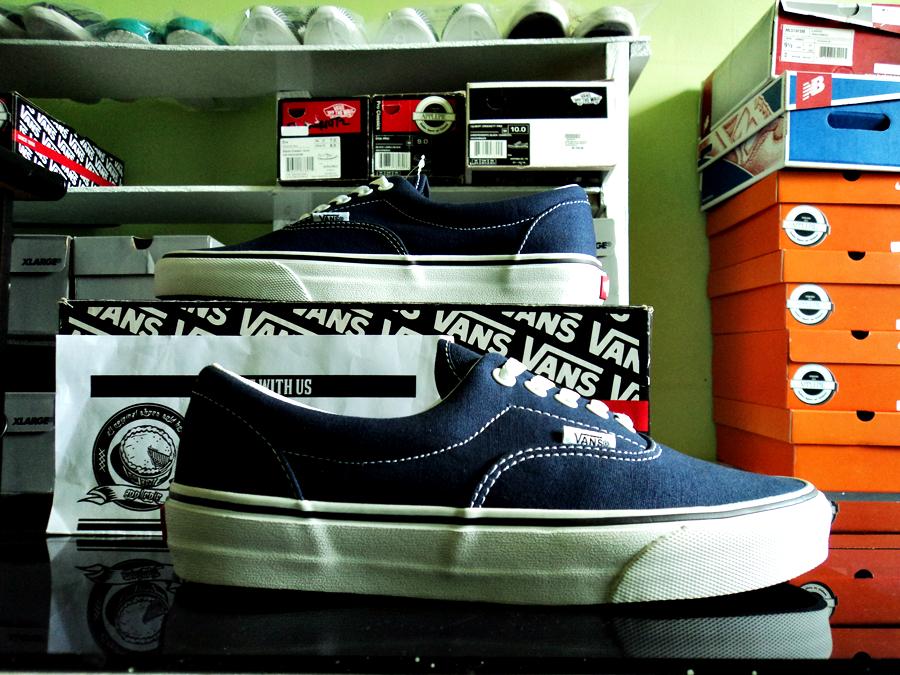 VANS ERA NAVY | Us 8 | IDR 599k <a href="/NGOJI_Project/">IG: ngojiproject</a> <a href="/milestone_store/">IG : Milestonestore</a> <a href="/knightstore_ID/">Knight Store</a> <a href="/VYSneakers/">Vans Nike Ventela Original</a> <a href="/BAP_sneakers/">B.A.P SNEAKERS</a> <a href="/oscstore/">Harga Cek Fav !</a>