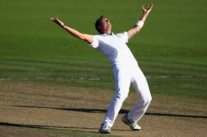 I will like to wish my one and only cricket idol and mentor Dale Steyn Happy 32nd Birthday *gift* 