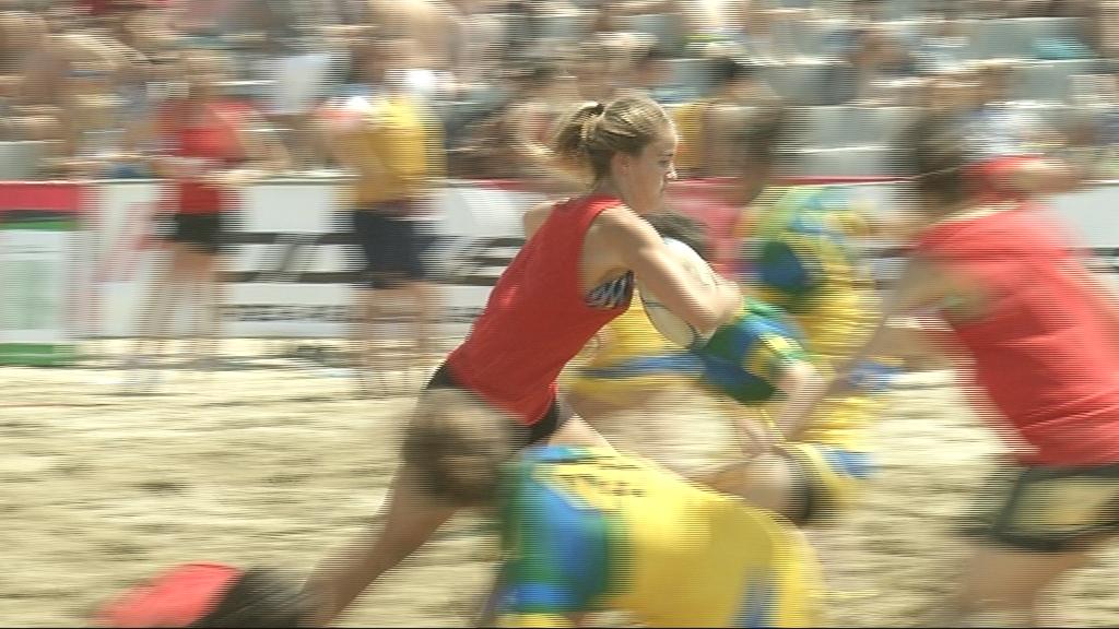 btvesports's tweet photo. [VÍDEO | Rugby] El BCN Beach Rugby Five es consolida http://t.co/5WGPBPonbL #BcnBeachRugbyFive #rugbybeach #ebra http://t.co/6Bl3B0oN3Y