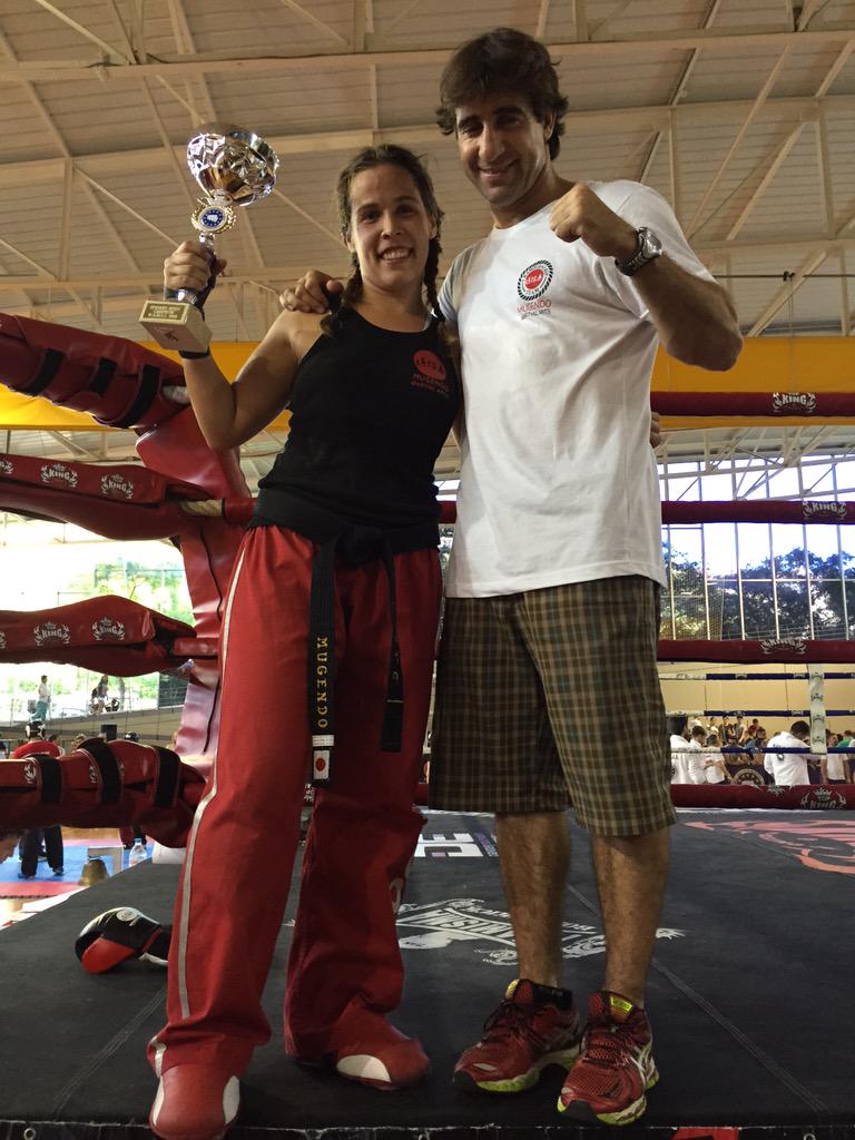 ClubMugendoTF's tweet photo. Enhorabuena @Paulajg1 campeona de España de Kick Boxing! #SpanishOpen2015 #EquipoMugendoTF http://t.co/XeFOYmk5X2