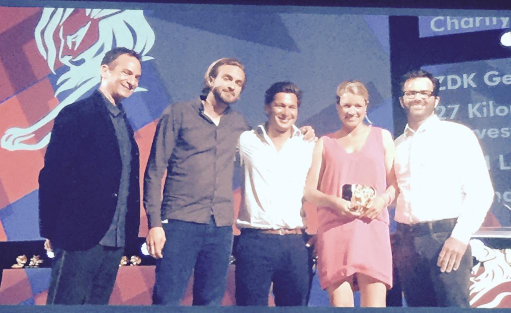 Another GOLD @GGH_Lowe for its brilliant campaign #nazisagainstnazis bit.ly/1Jtue5r #CannesLions #bonjourmlg
