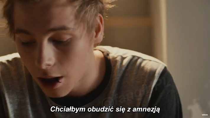 fangirlPL's tweet photo. Ja po przypadkowym przeczytaniu jakiegoś spojlera http://t.co/4lfbXbkzzk