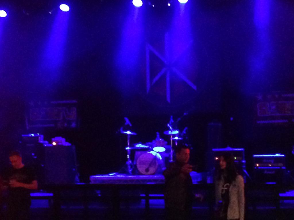 ladekzdroj's tweet image. Waitin for #DeadKennedys concert #o2shepherdsbush