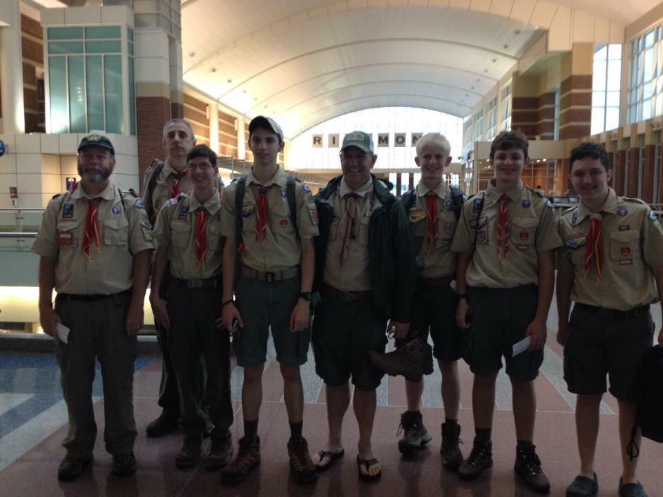 Troop_799's tweet photo. Early start to the Philmont Trip http://t.co/1snCKovvCE