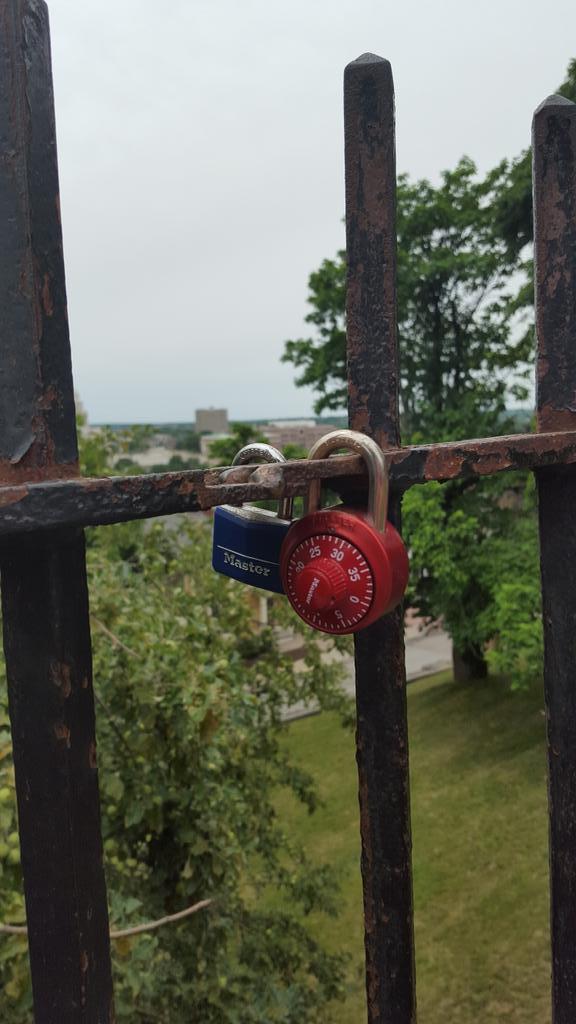 nshaut's tweet photo. #pork-a-potty #pig3rd @ImprovPIG #pvdfacts you'll lock up your heart in Providence http://t.co/GjlsWS3ES9