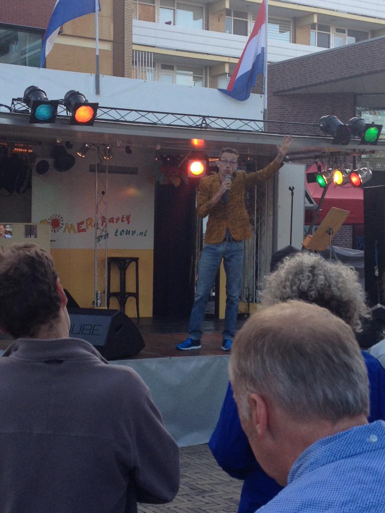 Dolf Jansen in #diemen. Hij is net begonnen