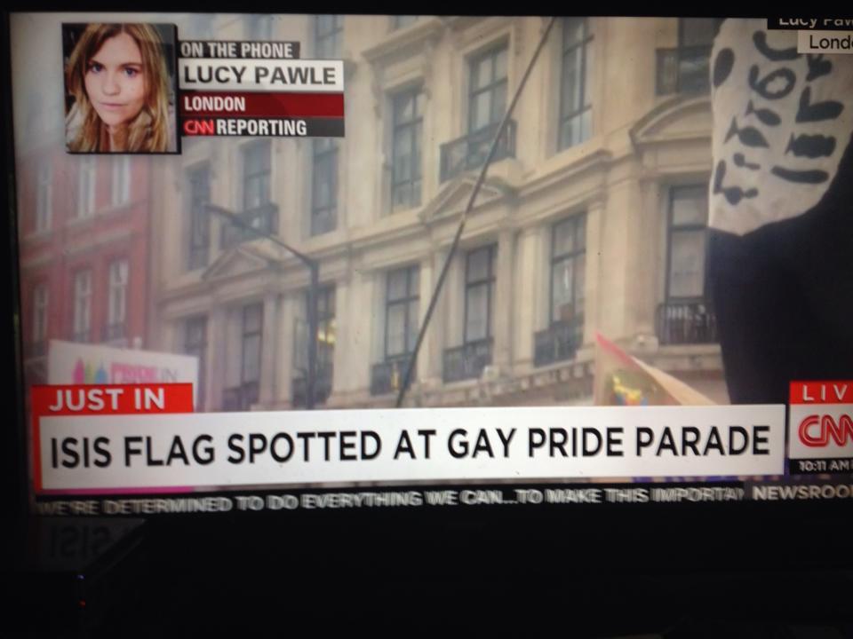 saas_core's tweet photo. Apparently @CNN thinks a flag comprised of butt plugs and dildos is an ISIS flag. #UniteBlue #news #p2 http://t.co/TzuxcmLvTV