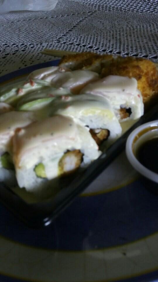 lagringaroca's tweet photo. #SábadoDeRolls #ComeRico #ComeSano #ComoSushi #SushiMás (@ SushiMas in Jesus Maria) https://t.co/lqc1b5EfEo http://t.co/U6lyTv3bix