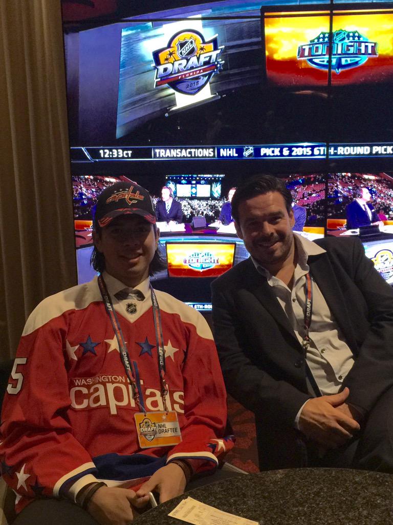 ThirdEyeHockey's tweet photo. And proud agent ! http://t.co/aZ6J7acC6M