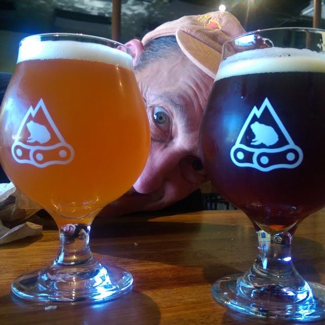 tigkindel's tweet photo. Round two. Real, craft beer. #MountainToad #80401 #CO #Golden http://t.co/L6DEMvrGfu http://t.co/v1JZnbBieq