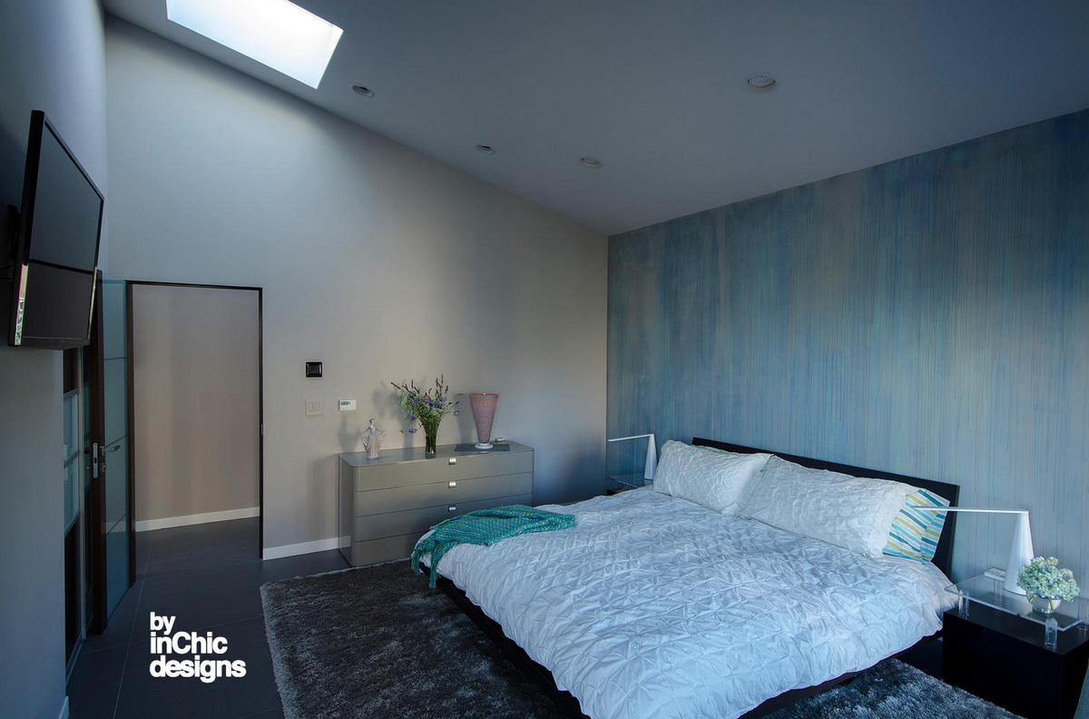 InchicDesigns's tweet photo. It’s hard to design a bedroom that is stylish yet functional &amp; calming.  We can help! http://t.co/Rh44U8LAp5 #inChic http://t.co/NO8JBRyH8T