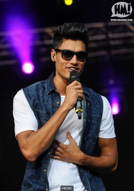 sarah80sgirl's tweet image. Love this photo @SivaKaneswaran #Fusion2014 #Memories