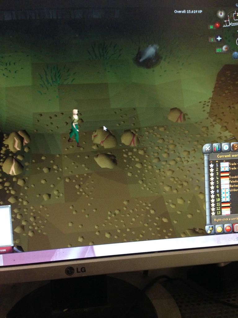 Quaccks's tweet image. Love the bot analysis words so empty :)