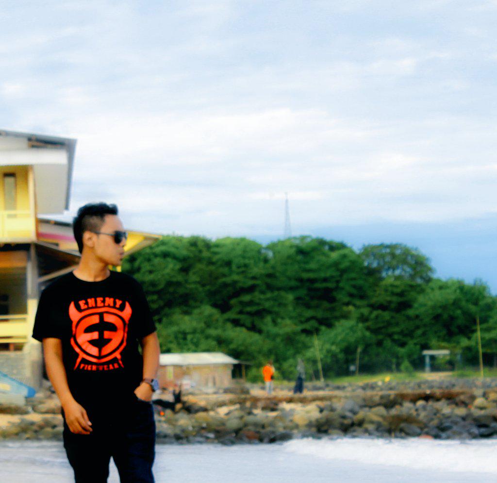 AdullBedu's tweet photo. New Garsela http://t.co/J7e0BEK4fG